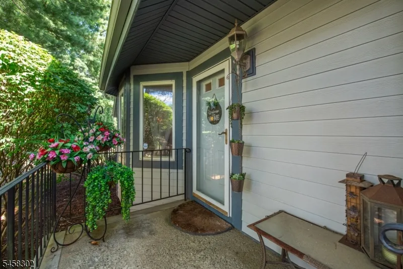 75 Birch Ln Wayne, NJ 07470
