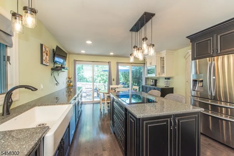 75 Birch Ln Wayne, NJ 07470