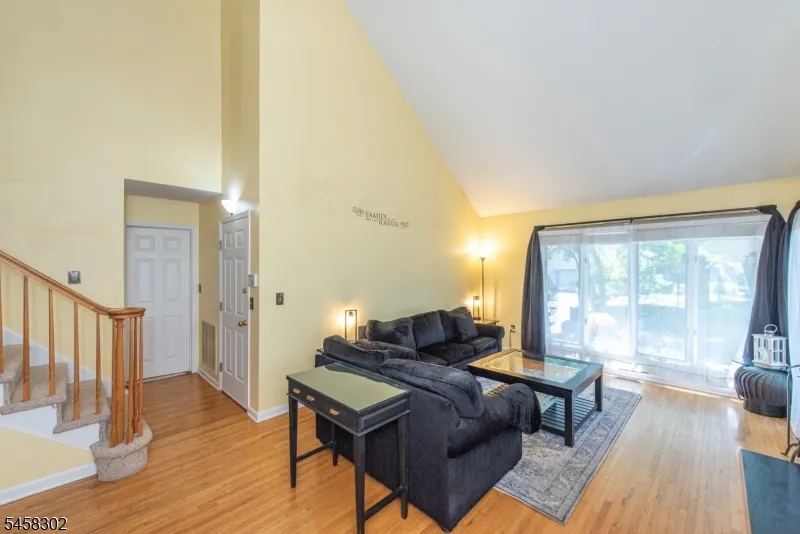75 Birch Ln Wayne, NJ 07470