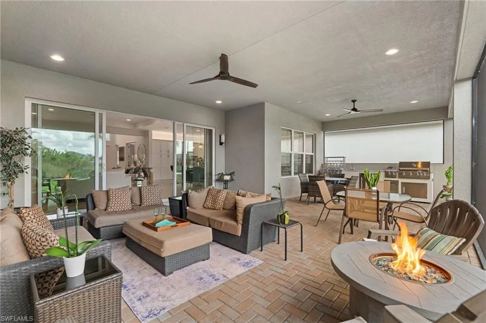 12177 Eucalyptus Way Naples, FL 34120