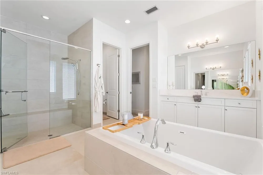 12177 Eucalyptus Way Naples, FL 34120