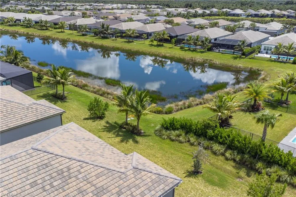 12177 Eucalyptus Way Naples, FL 34120