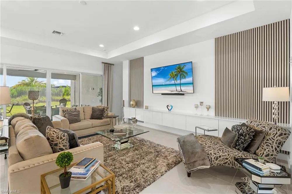 12177 Eucalyptus Way Naples, FL 34120