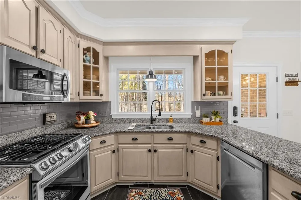 2329 Millbrook Drive Haw River, NC 27258