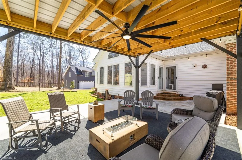 2329 Millbrook Drive Haw River, NC 27258