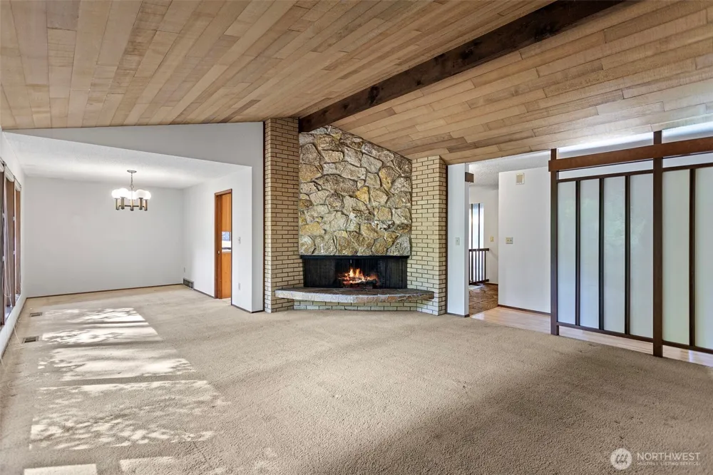 12929 NE 25th Place Bellevue, WA 98005