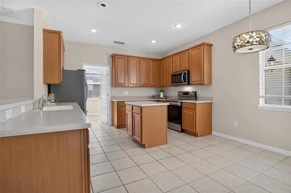 467 OSPREY LAKES CIRCLE Chuluota, FL 32766
