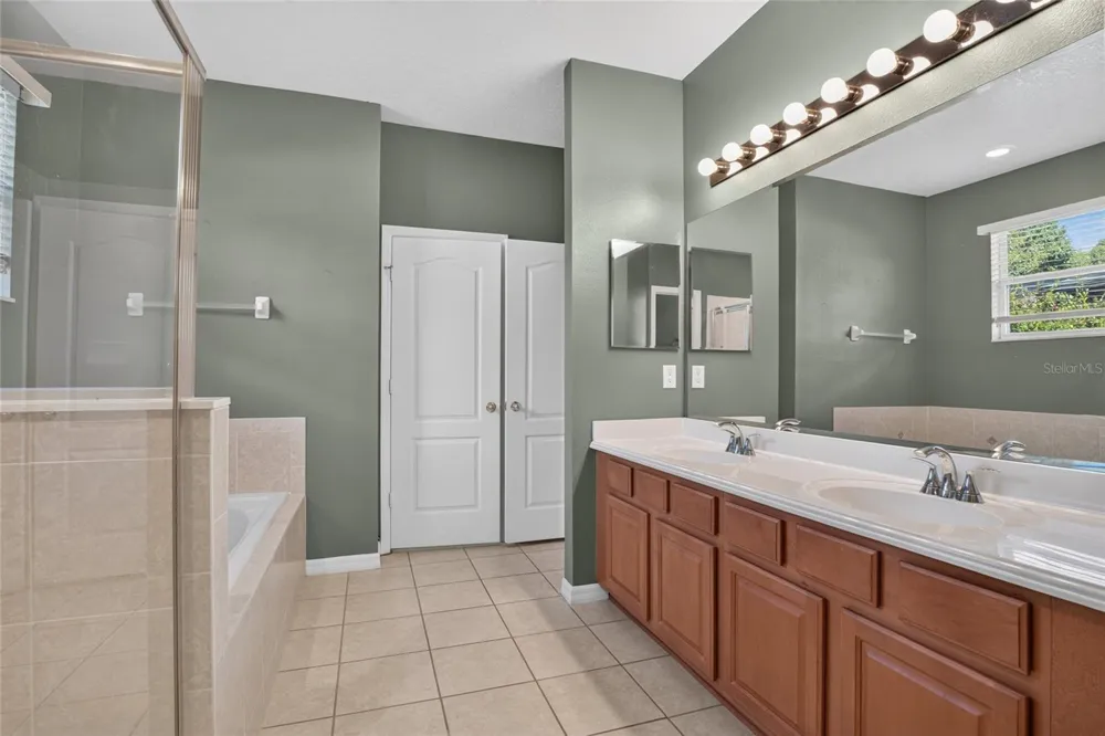 467 OSPREY LAKES CIRCLE Chuluota, FL 32766