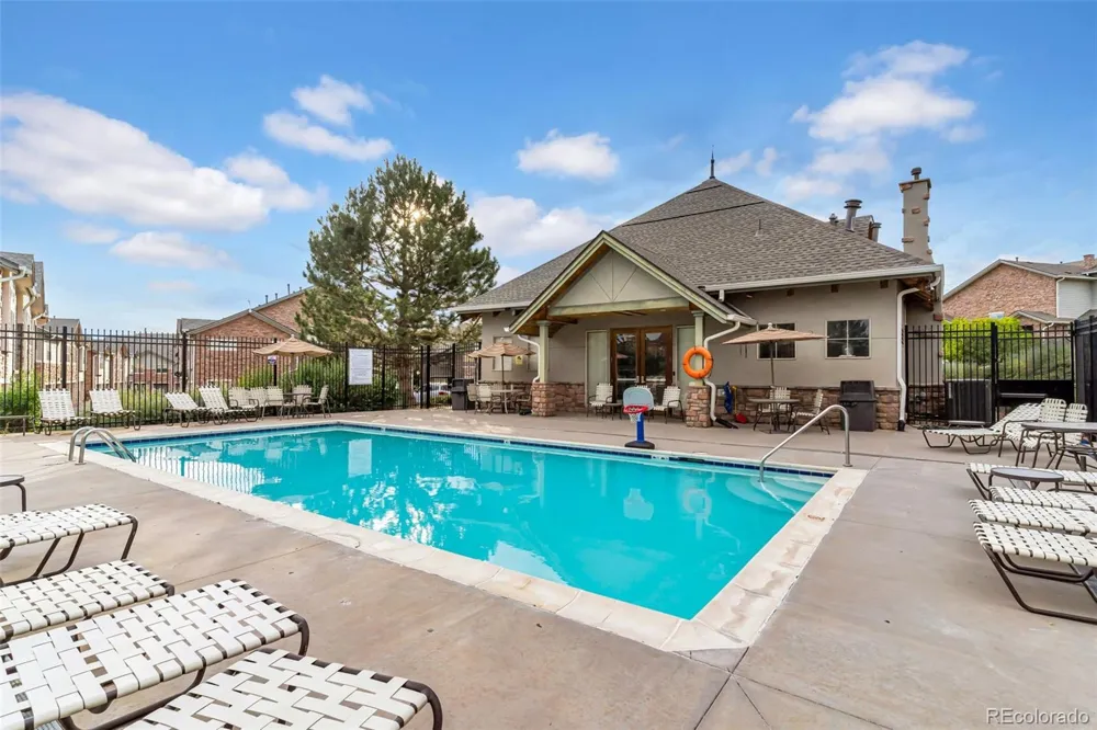 2551 S Bahama Circle #E Aurora, CO 80013