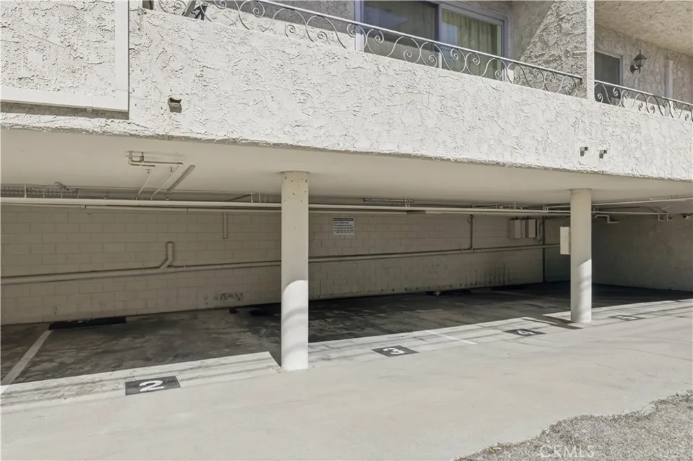 11550 Nebraska Avenue #204 Los Angeles, CA 90025