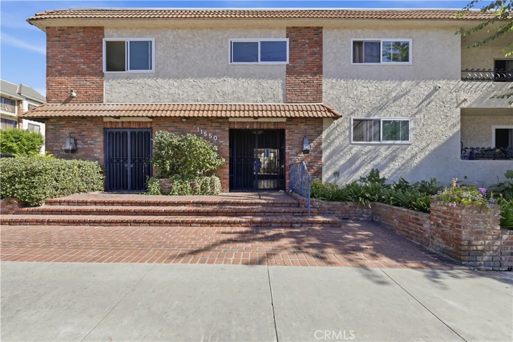 11550 Nebraska Avenue #204 Los Angeles, CA 90025
