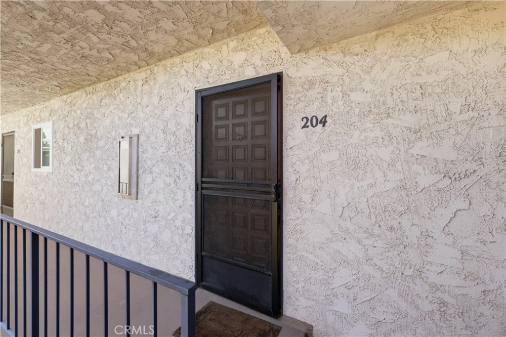 11550 Nebraska Avenue #204 Los Angeles, CA 90025