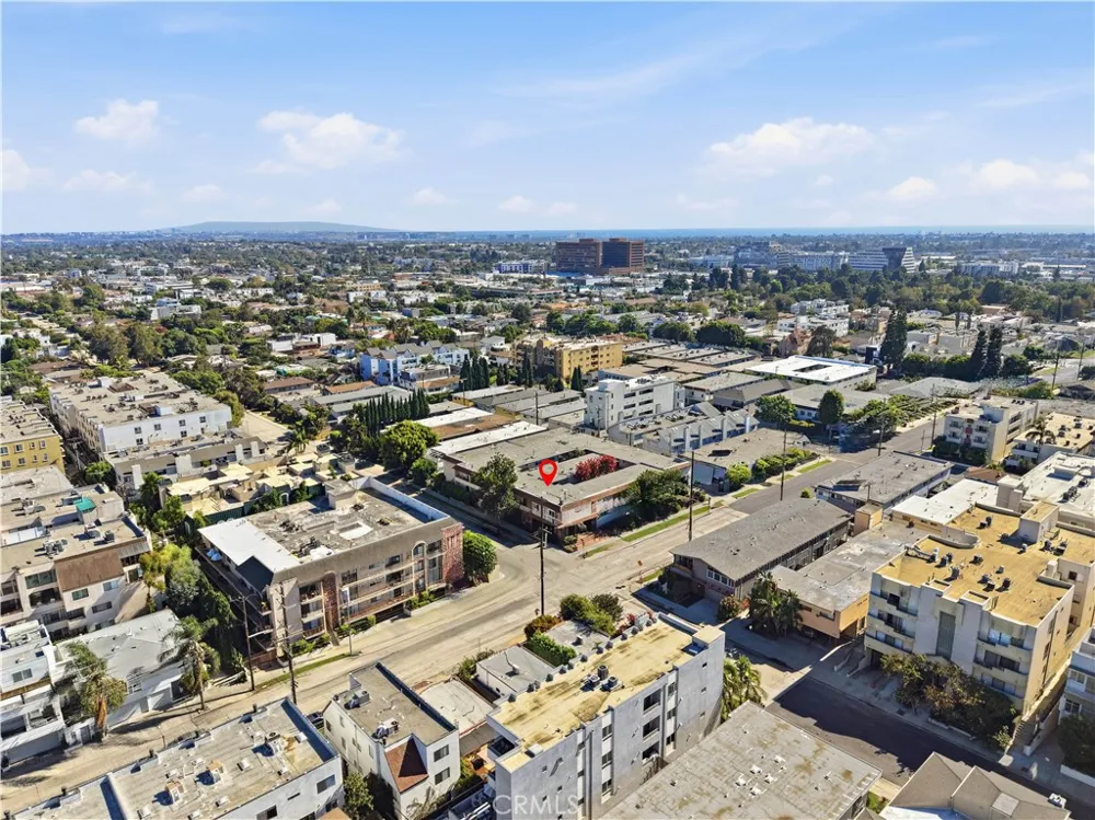 11550 Nebraska Avenue #204 Los Angeles, CA 90025