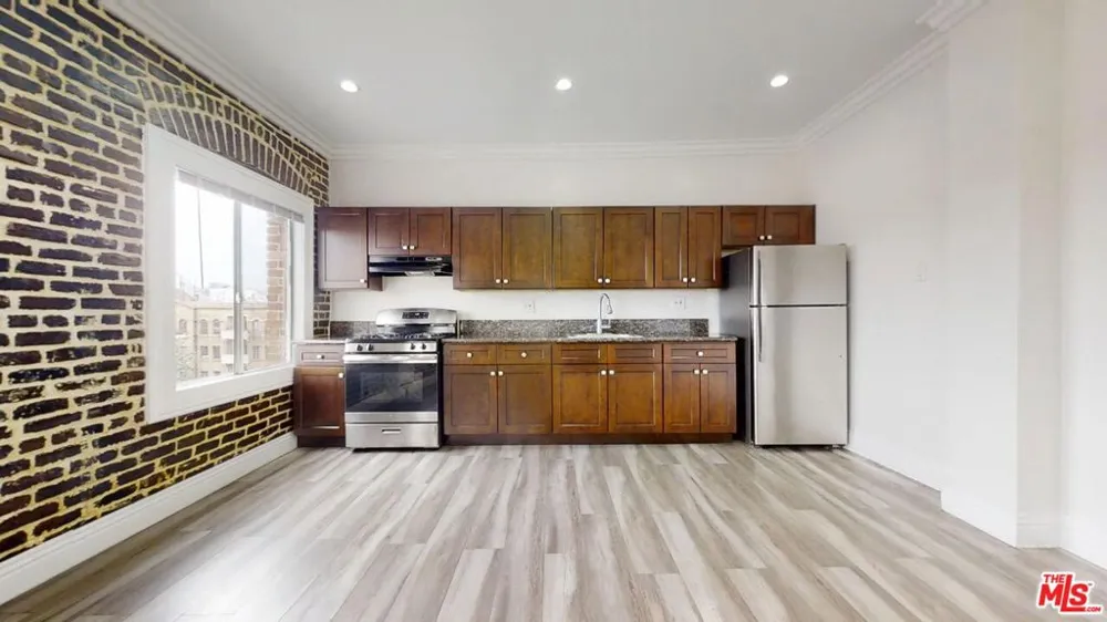 738 New Hampshire Avenue #508 Los Angeles, CA 90005