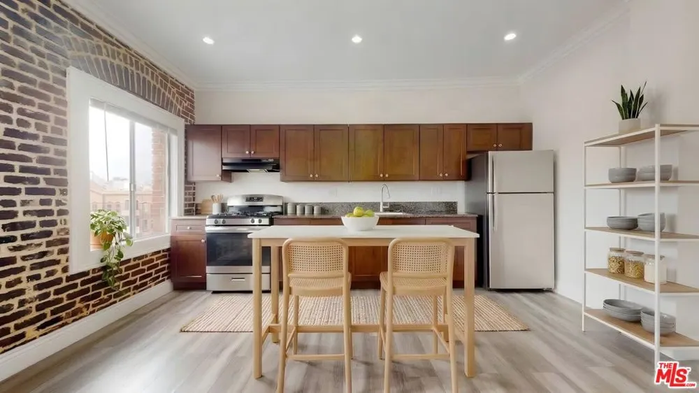 738 New Hampshire Avenue #508 Los Angeles, CA 90005