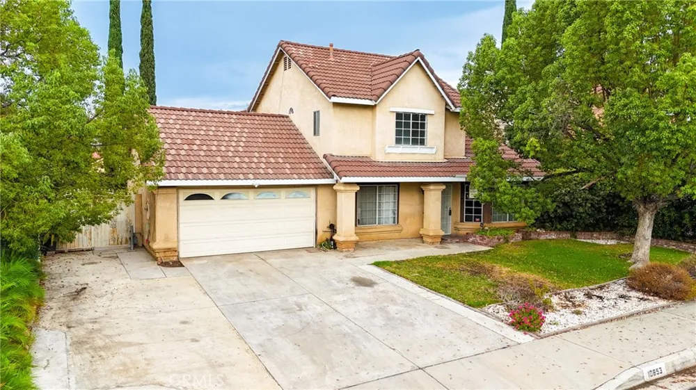10853 Anemone Moreno Valley, CA 92557