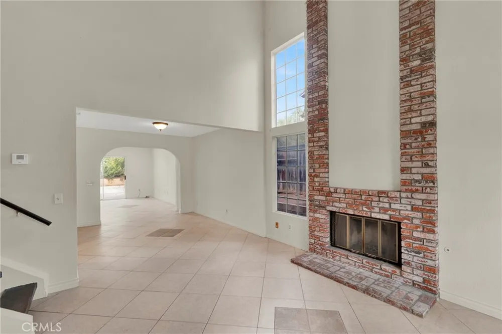 10853 Anemone Moreno Valley, CA 92557