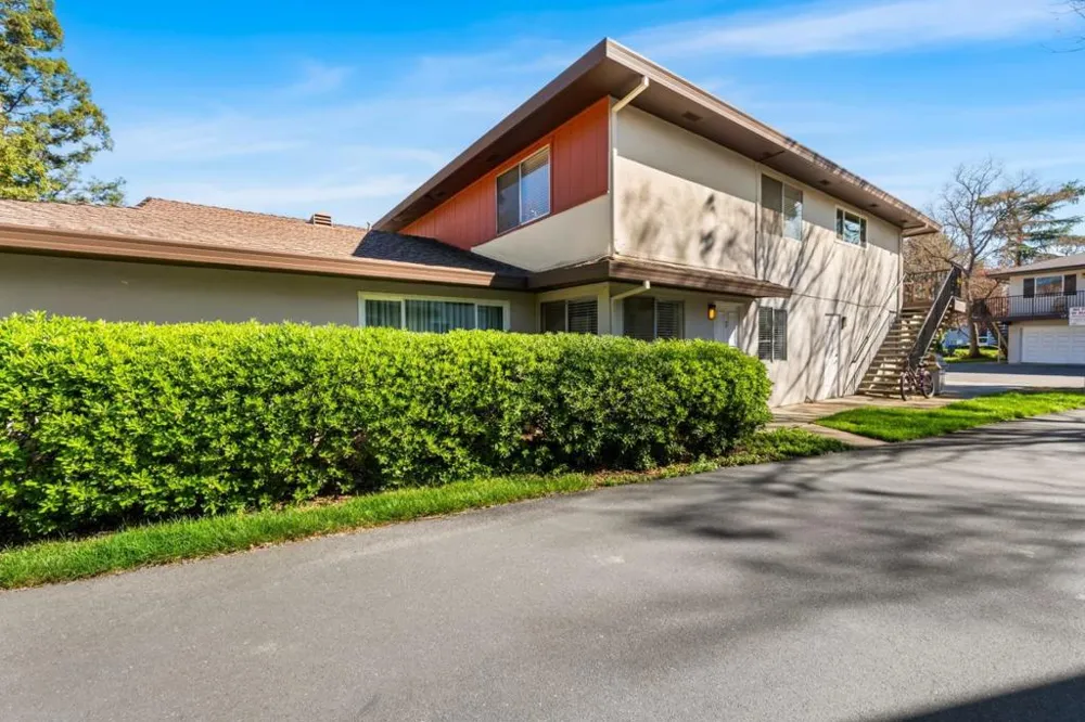 1730 Fremont Court #2 Davis, CA 95618