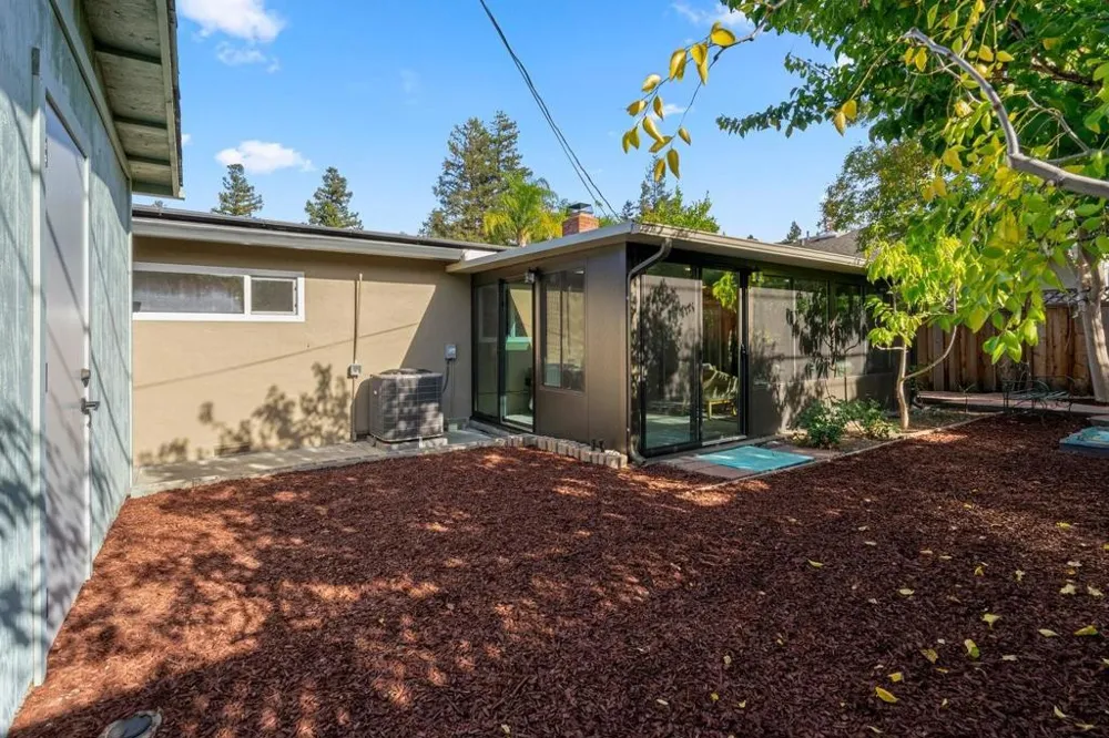 3219 Leigh Avenue San Jose, CA 95124