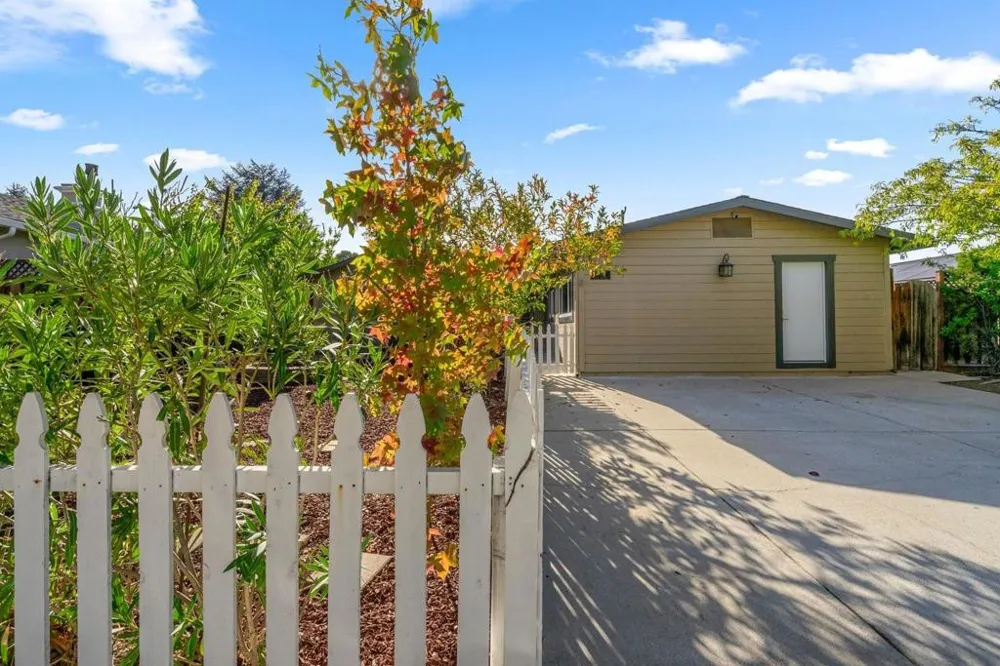 3219 Leigh Avenue San Jose, CA 95124