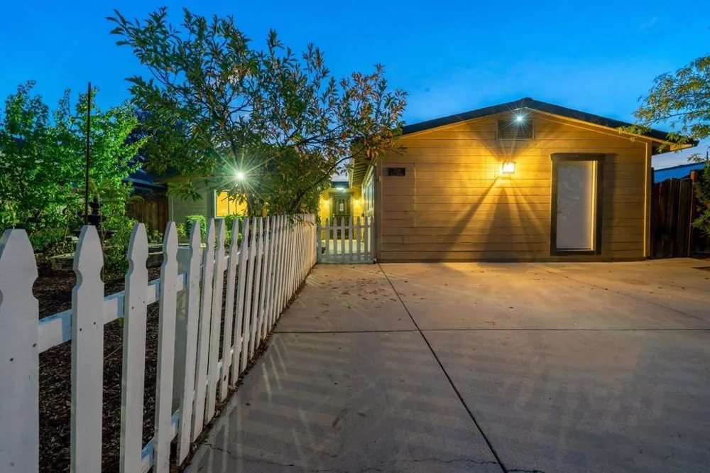 3219 Leigh Avenue San Jose, CA 95124
