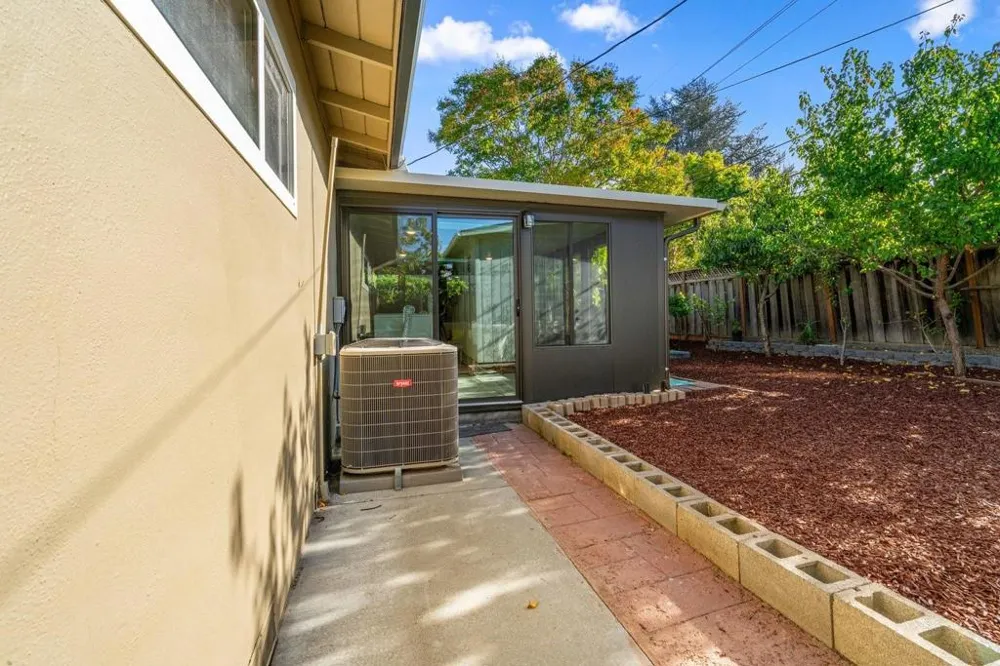 3219 Leigh Avenue San Jose, CA 95124