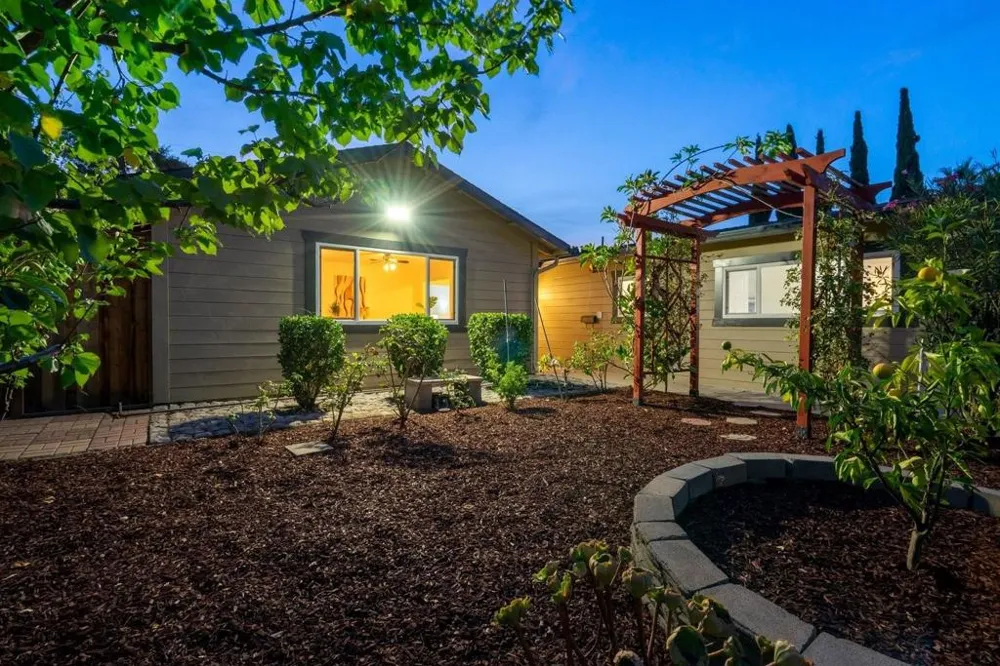3219 Leigh Avenue San Jose, CA 95124