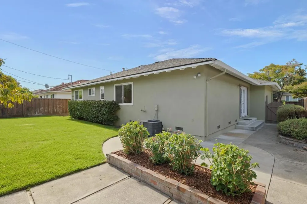 4385 Borina Drive San Jose, CA 95129