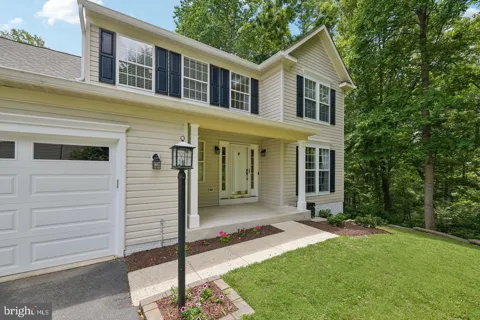2425 HARRISON COURT