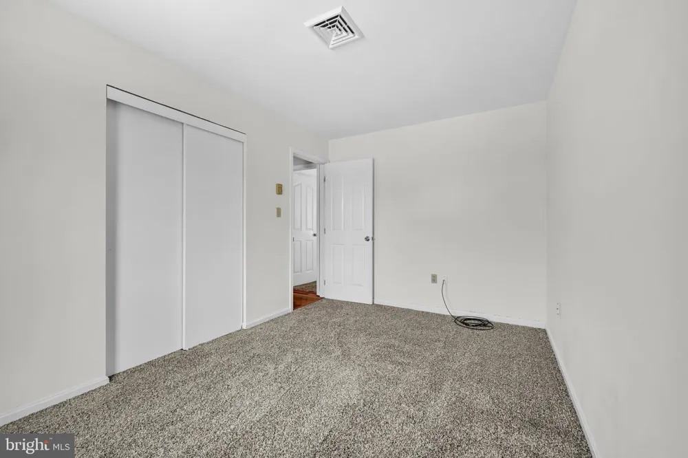 8843 MCKINLEY Hummelstown, PA 17036