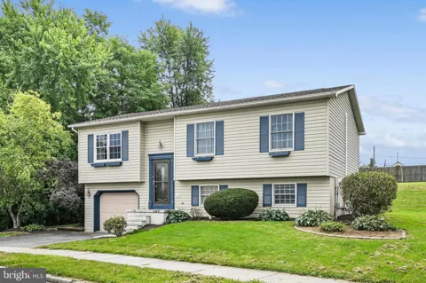 8843 MCKINLEY