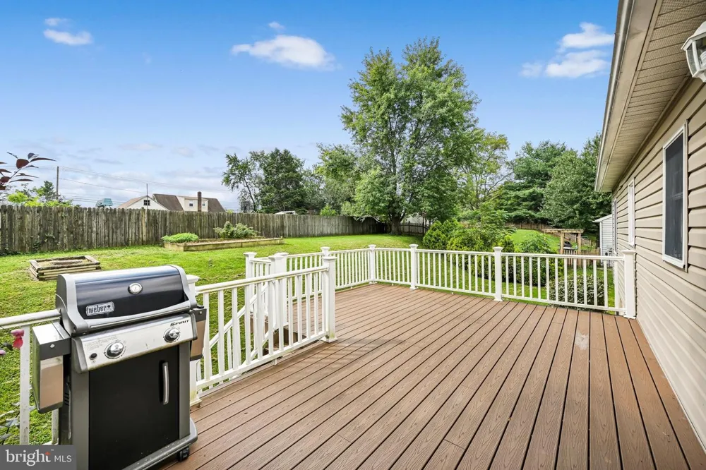 8843 MCKINLEY Hummelstown, PA 17036