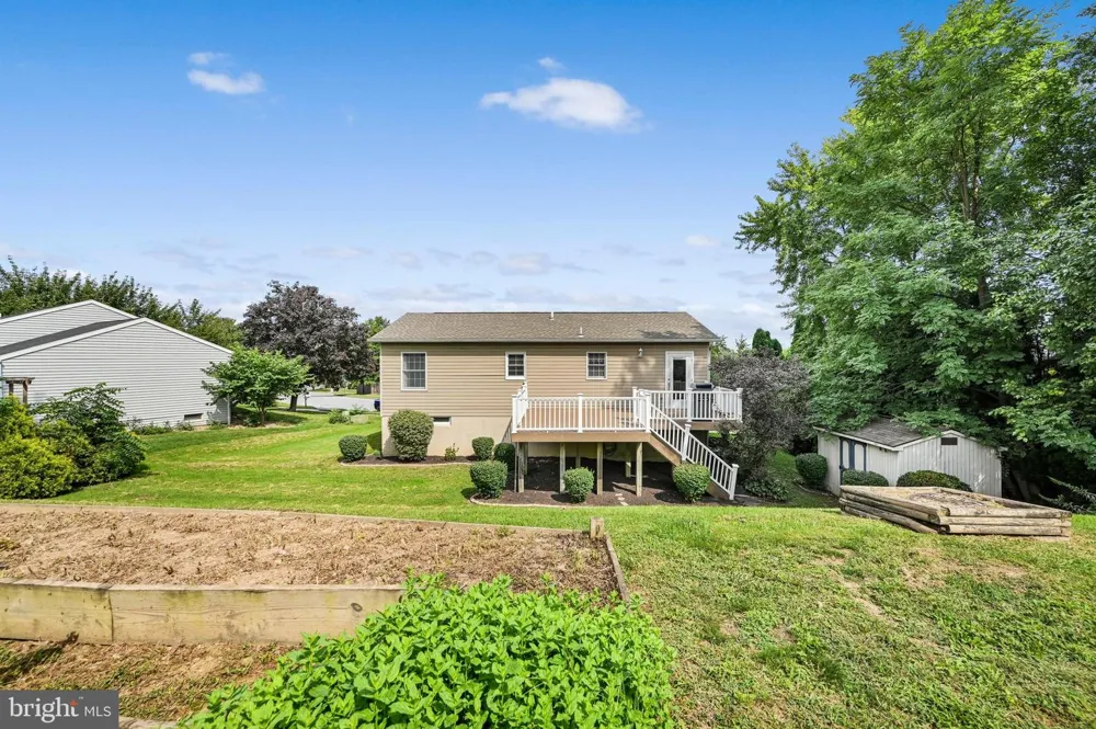 8843 MCKINLEY Hummelstown, PA 17036