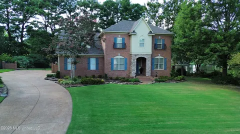 8209 Longwood Drive