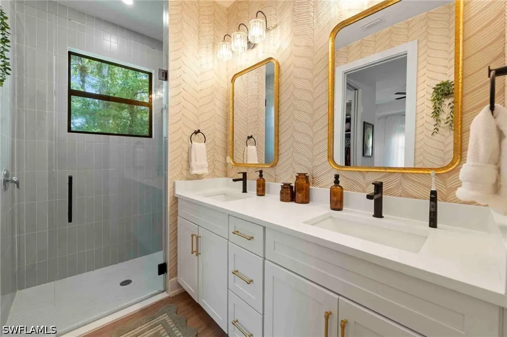 18th Avenue NE Naples, FL 34120