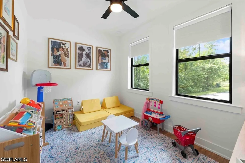 18th Avenue NE Naples, FL 34120