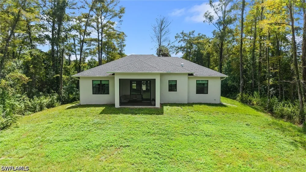 18th Avenue NE Naples, FL 34120