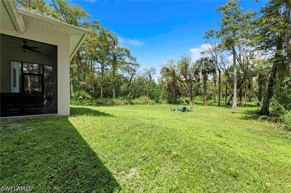 18th Avenue NE Naples, FL 34120
