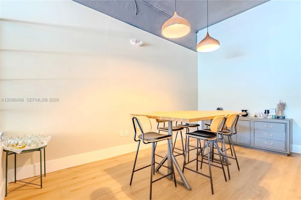 1203 71st St Miami Beach, FL 33141