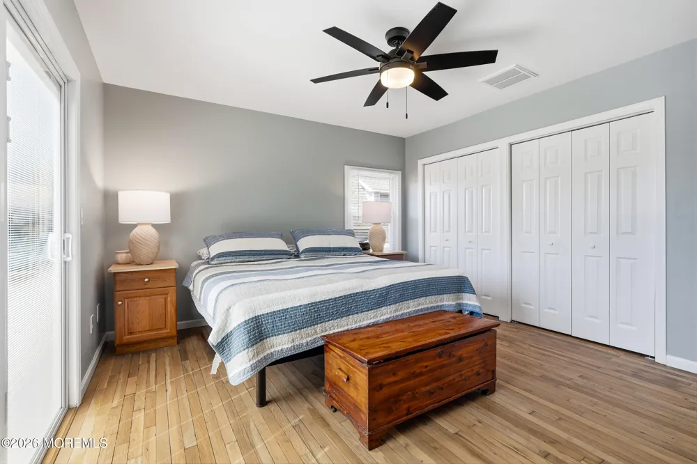 622 E Longport Avenue Ocean Gate, NJ 08740