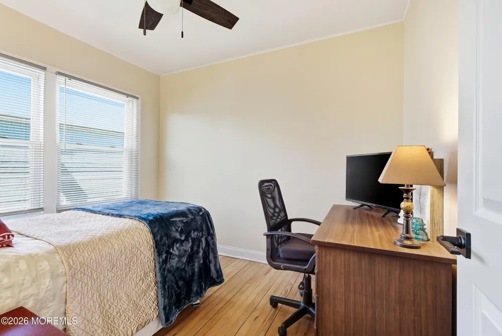 622 E Longport Avenue Ocean Gate, NJ 08740