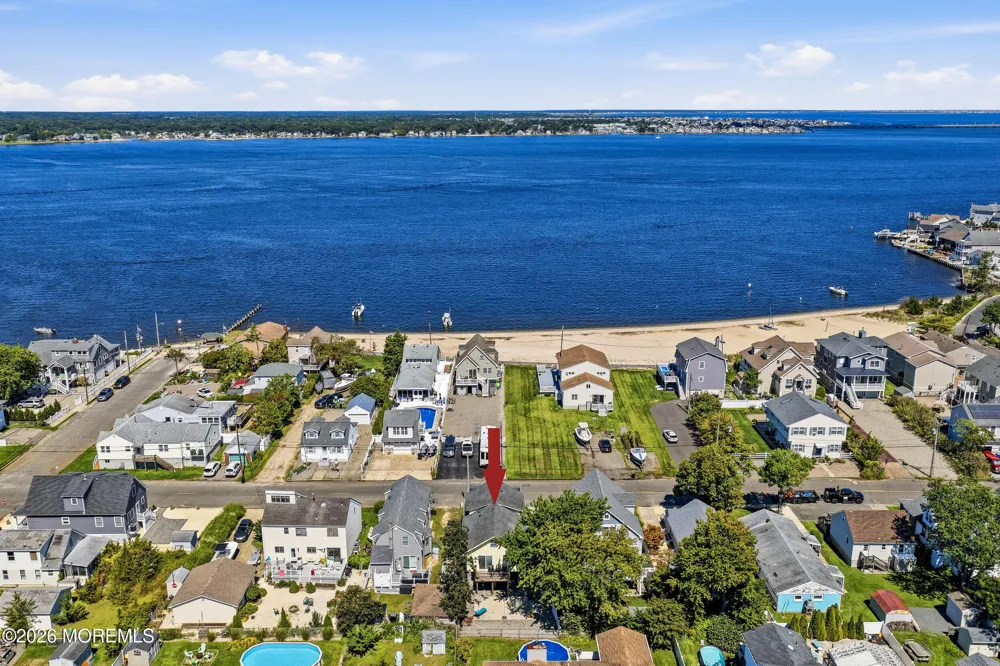 622 E Longport Avenue Ocean Gate, NJ 08740