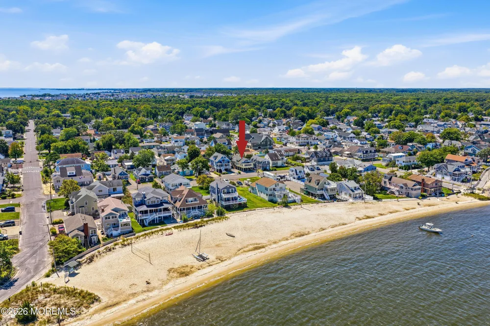 622 E Longport Avenue Ocean Gate, NJ 08740