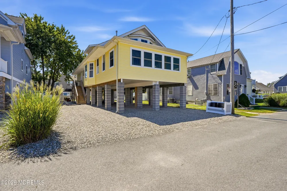 622 E Longport Avenue Ocean Gate, NJ 08740