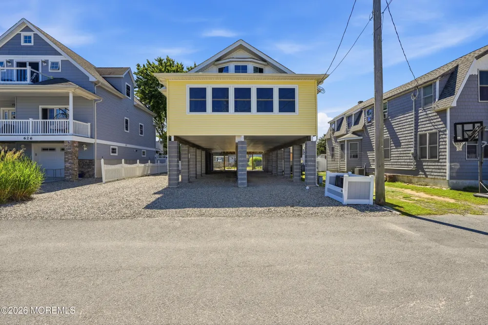 622 E Longport Avenue Ocean Gate, NJ 08740