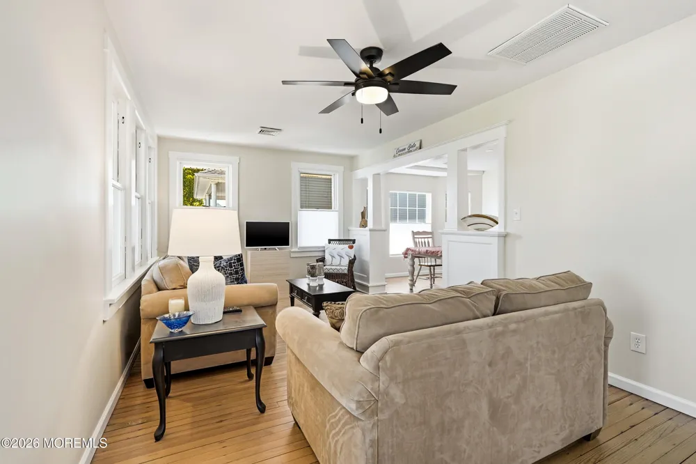622 E Longport Avenue Ocean Gate, NJ 08740