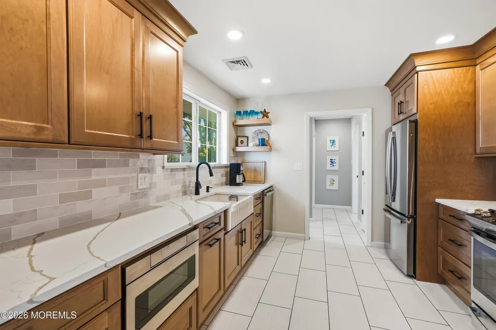 622 E Longport Avenue Ocean Gate, NJ 08740