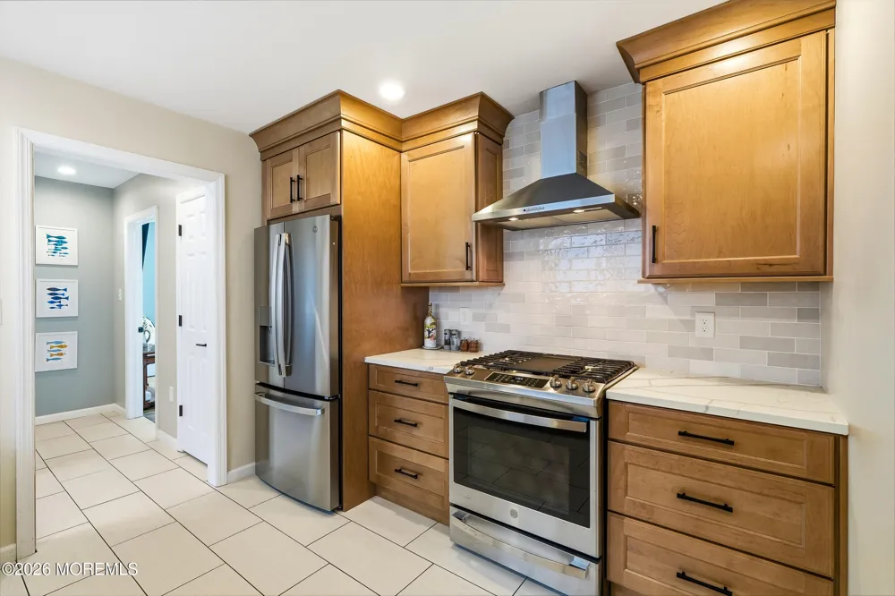 622 E Longport Avenue Ocean Gate, NJ 08740