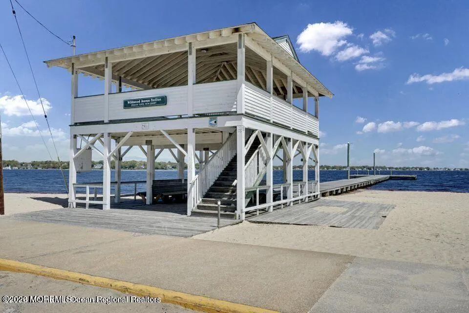 622 E Longport Avenue Ocean Gate, NJ 08740