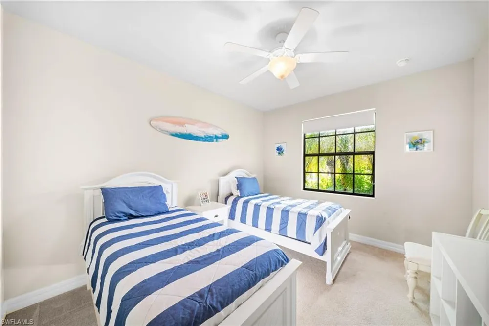 1221 Briarwood Court Naples, FL 34104